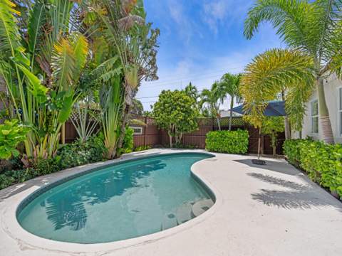 1615 N Lakeside Drive, Lake Worth Beach FL - photo 21 of 25