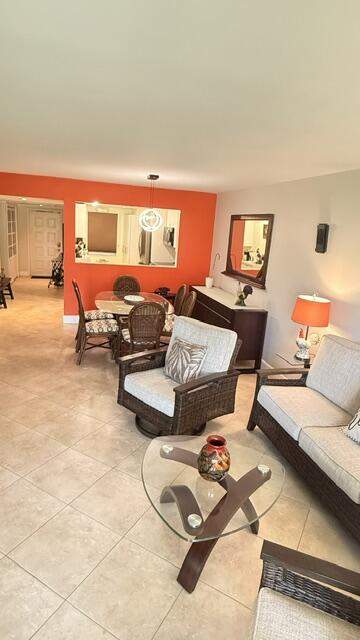 4031 N Cypress Drive #101, Pompano Beach FL - photo 20 of 35