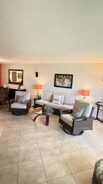 4031 N Cypress Drive #101, Pompano Beach FL - photo 21 of 35