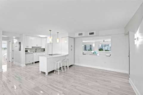 300 Oregon Street #501, Hollywood FL - photo 19 of 40