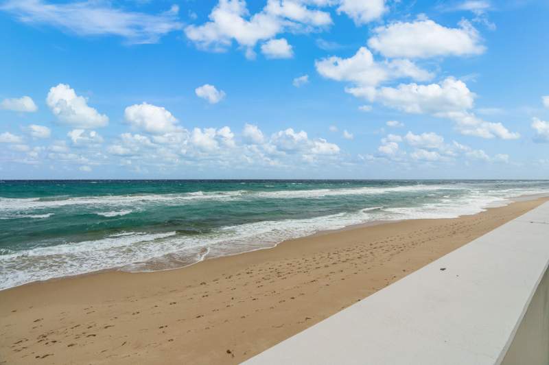 1 bedroom Condominium at 3580 S Ocean Boulevard #8b, Horizon East Condo, South Palm Beach — photo 3