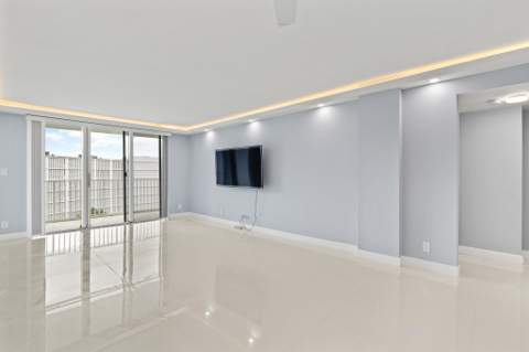 3580 S Ocean Boulevard #8b, South Palm Beach FL - photo 13 of 53