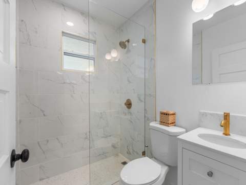 422 N Lakeside Drive, Lake Worth Beach FL - photo 18 of 55