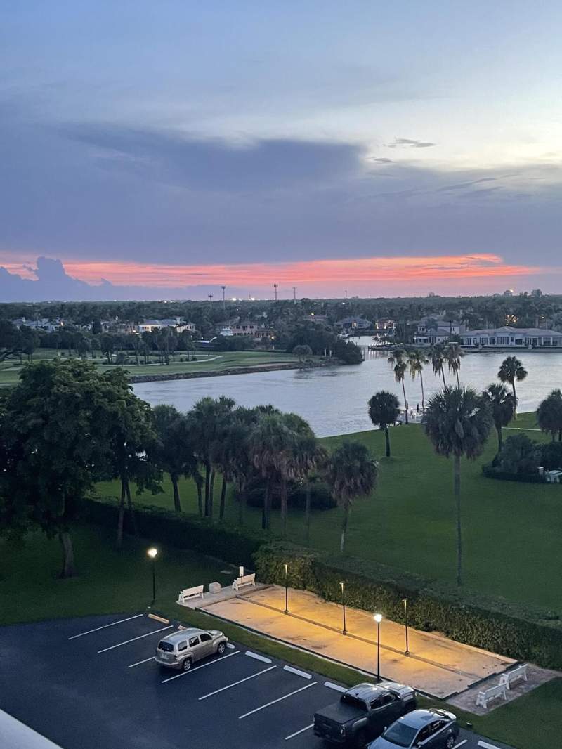 2 bedroom Condominium at 336 Golfview Road #706, Gemini Condo, North Palm Beach — photo 2