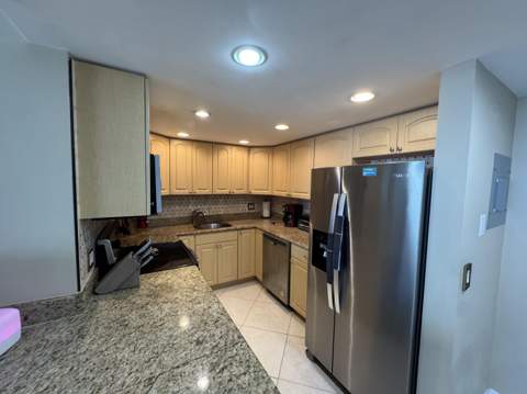 336 Golfview Road #706, North Palm Beach FL - photo 9 of 42