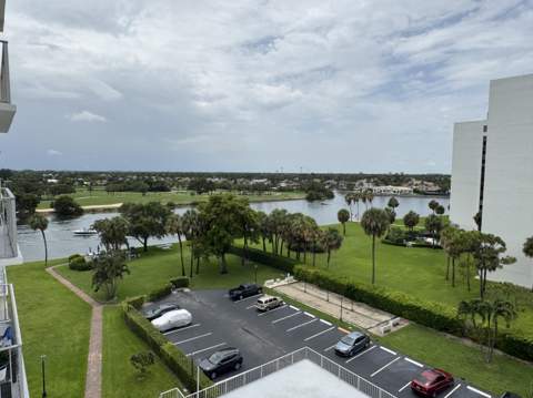 336 Golfview Road #706, North Palm Beach FL - photo 15 of 42
