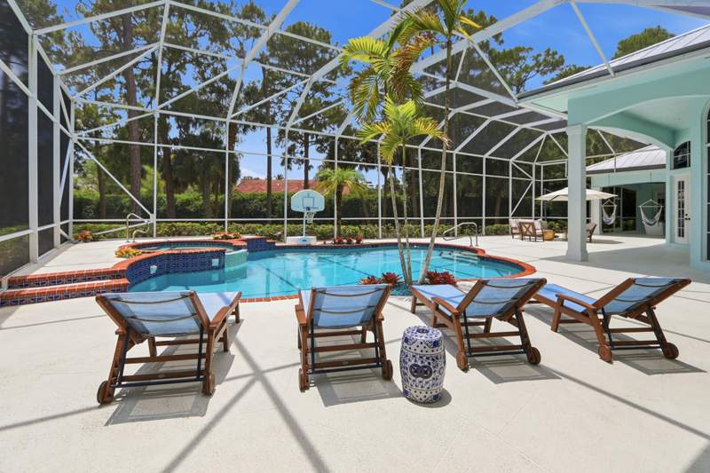 6 bedroom Single Family Residence at 14737 Morgan Close, Paddock Park 1 Of Wellington, Wellington — photo 4