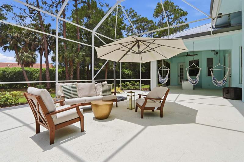 6 bedroom Single Family Residence at 14737 Morgan Close, Paddock Park 1 Of Wellington, Wellington — photo 5
