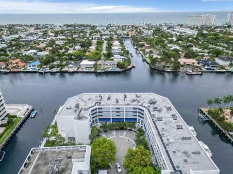 3100 NE 47th Court #305, Fort Lauderdale FL - photo 7 of 43