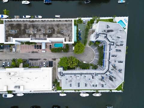 3100 NE 47th Court #305, Fort Lauderdale FL - photo 8 of 43