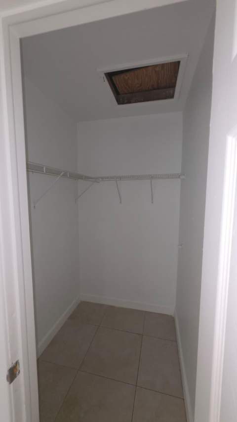 3251 NW 13th Court, Fort Lauderdale FL - photo 13 of 15