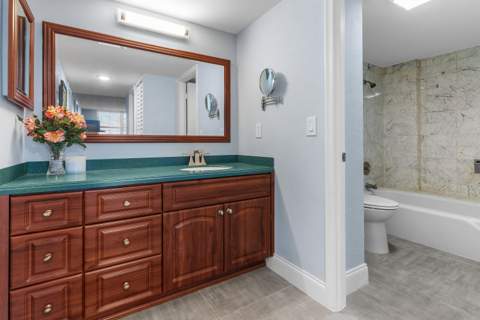 1150 Hillsboro Mile #905, Hillsboro Beach FL - photo 21 of 36