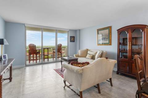 1150 Hillsboro Mile #905, Hillsboro Beach FL - photo 14 of 36
