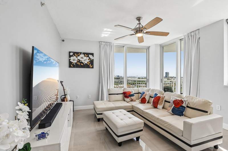 2 bedroom Condominium at 1755 E Hallandale Beach Boulevard #1207 E, Duo Condominium East, Hallandale Beach — photo 5