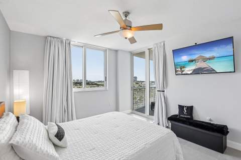 1755 E Hallandale Beach Boulevard #1207 E, Hallandale Beach FL - photo 20 of 64