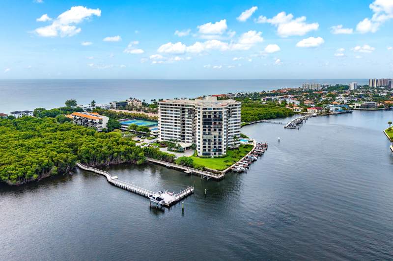 1 bedroom Condominium at 3912 S Ocean Boulevard #612, Regency Highland, Highland Beach — photo 3