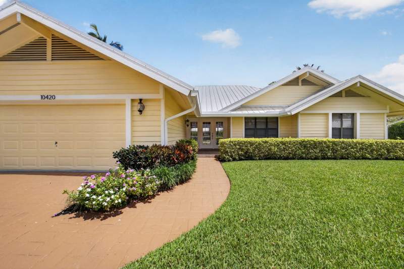 3 bedroom Single Family Residence at 10420 SE Jupiter Narrows Drive, Jupiter Narrows, Hobe Sound — photo 3