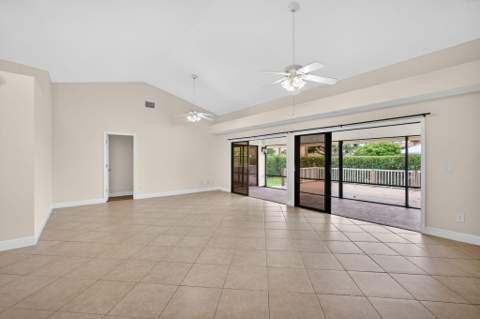 10420 SE Jupiter Narrows Drive, Hobe Sound FL - photo 8 of 78