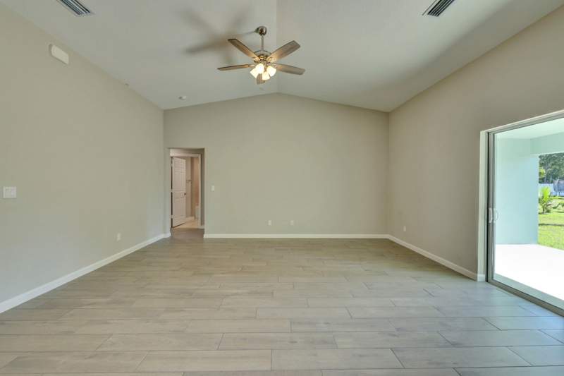 4 bedroom Single Family Residence at 757 SW Sardinia Avenue, Port St Lucie Section 15, Port St. Lucie — photo 5