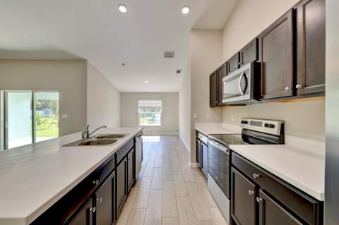757 SW Sardinia Avenue, Port St. Lucie FL - photo 11 of 40