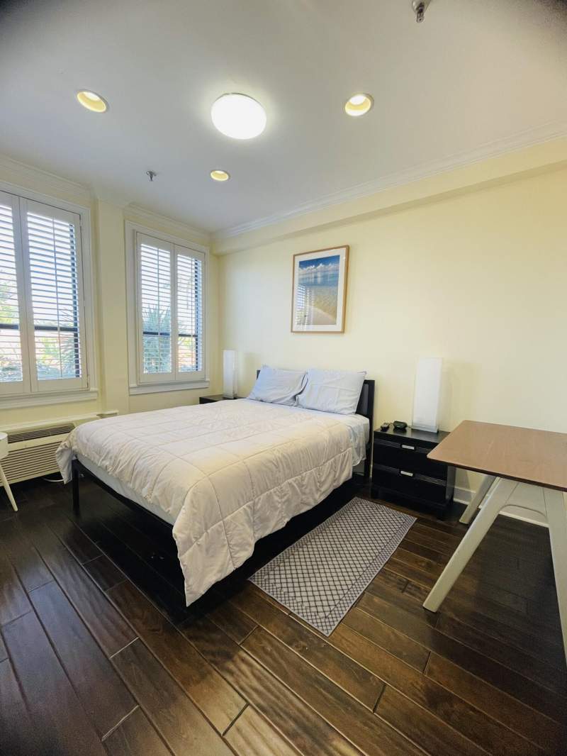 2 bedroom Condominium at 235 Sunrise Avenue #2262, Palm Beach Hotel Condo, Palm Beach — photo 3