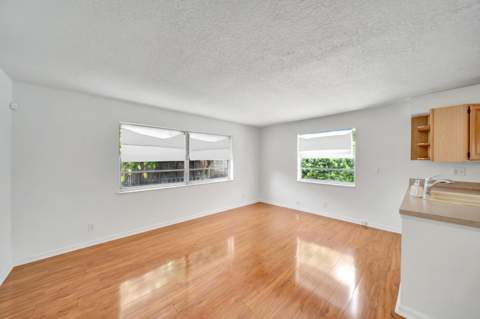 3821 NE 16th Avenue, Oakland Park FL - photo 13 of 31