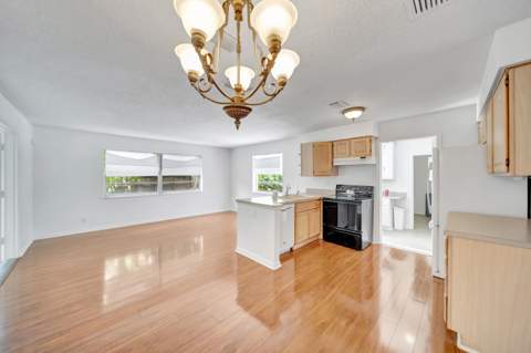 3821 NE 16th Avenue, Oakland Park FL - photo 16 of 31