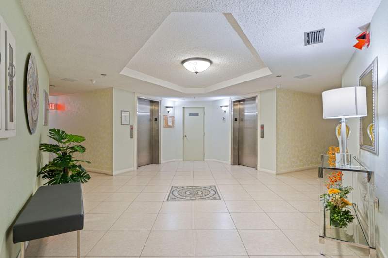 2 bedroom Condominium at 900 Saint Charles Place #221, Park Place Condominium No Six, Pembroke Pines — photo 4