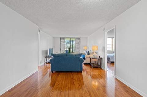 900 Saint Charles Place #221, Pembroke Pines FL - photo 12 of 32