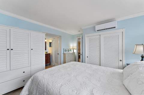 33 S Ocean Avenue #502, Palm Beach Shores FL - photo 20 of 47