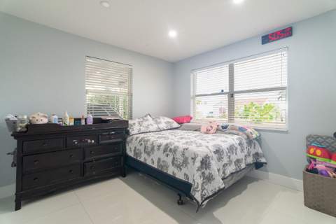 506 Worthmore Drive, Lake Worth Beach FL - photo 15 of 23