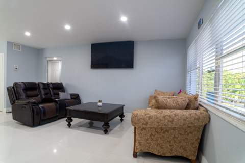 506 Worthmore Drive, Lake Worth Beach FL - photo 7 of 23