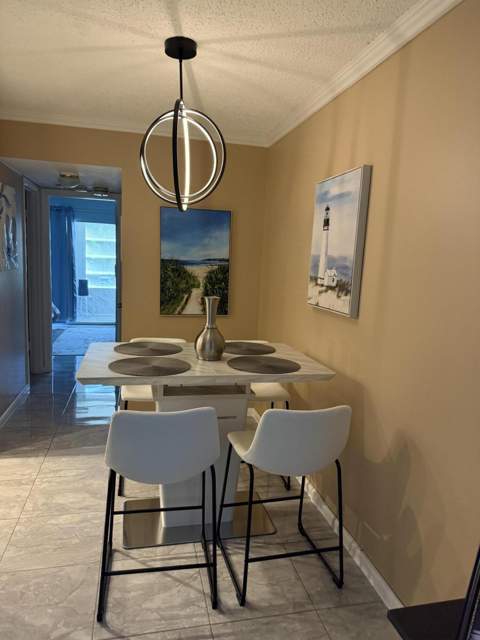 362 Oakridge T, Deerfield Beach FL - photo 8 of 24