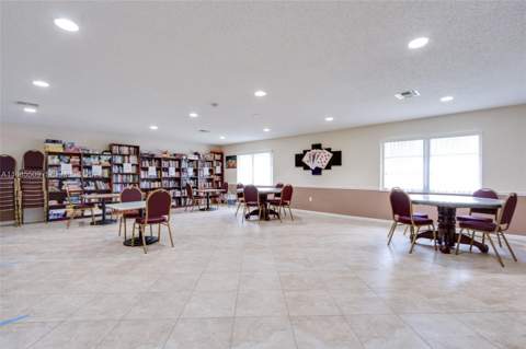 1015 Country Club Drive #307, Margate FL - photo 7 of 23