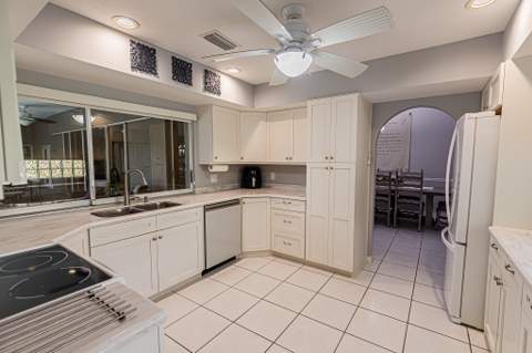 1375 SW Bent Pine Cove, Port St. Lucie FL - photo 9 of 27