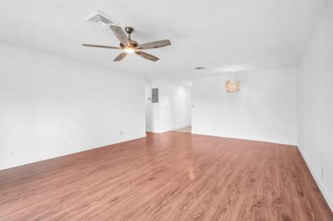 8900 W Sample Road #204, Coral Springs FL - photo 9 of 28