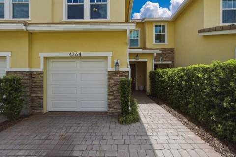 4364 Veleiros Avenue, Deerfield Beach FL - photo 9 of 48