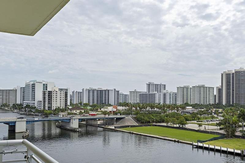 1 bedroom Condominium at 2900 NE 30th Street #Apt 8j, Lauderdale Tower Condo, Fort Lauderdale — photo 3