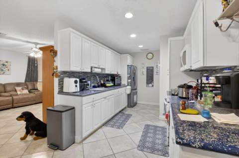 14232 Campanelli Drive, Delray Beach FL - photo 9 of 37