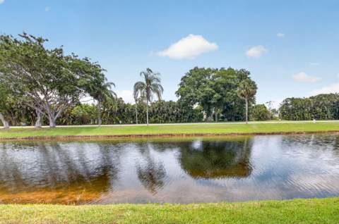 14232 Campanelli Drive, Delray Beach FL - photo 18 of 37