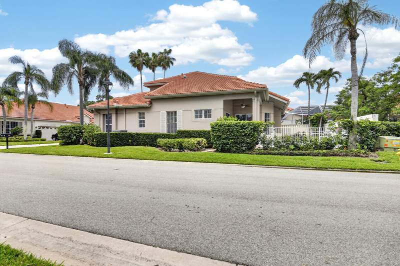 3 bedroom Townhouse at 32 Monterey Pointe Drive, PGA Resort Community Of Monterey Pointe, Palm Beach Gardens — photo 5
