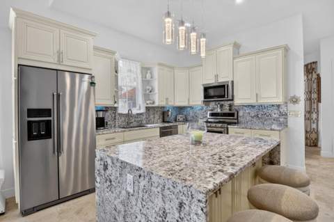 32 Monterey Pointe Drive, Palm Beach Gardens FL - photo 18 of 65