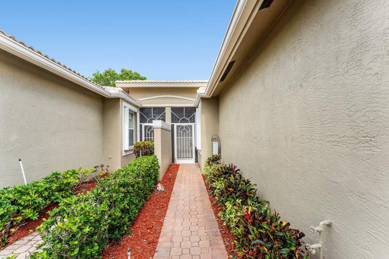 3 bedroom Villa at 10760 Royal Caribbean Circle, Majestic Isles, Boynton Beach — photo 3