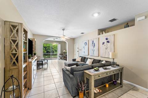 10760 Royal Caribbean Circle, Boynton Beach FL - photo 11 of 47