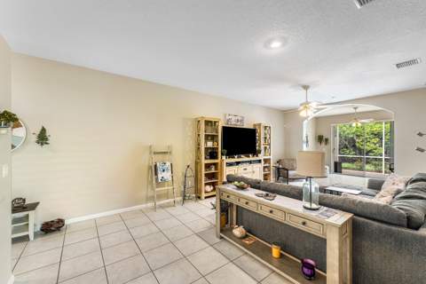 10760 Royal Caribbean Circle, Boynton Beach FL - photo 9 of 47