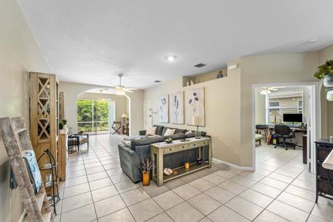 10760 Royal Caribbean Circle, Boynton Beach FL - photo 10 of 47