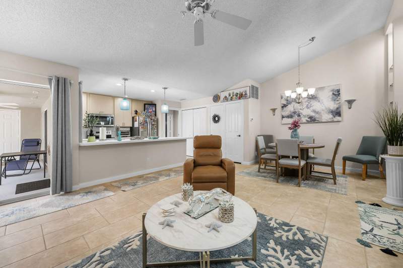 2 bedroom Villa at 1559 SW Waterfall Boulevard, THE MEADOWS AT MARTIN DOWNS, Palm City — photo 3