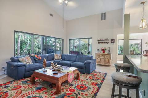 8259 155th Place, Palm Beach Gardens FL - photo 16 of 68