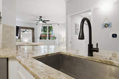 780 S Sapodilla Avenue #104, West Palm Beach FL - photo 11 of 33