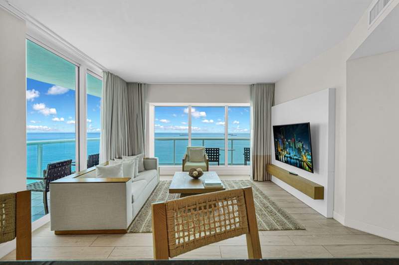 1 bedroom Condominium at 505 N Fort Lauderdale Beach Boulevard #2018, Q Club Resort & Residences Condo, Fort Lauderdale — photo 4